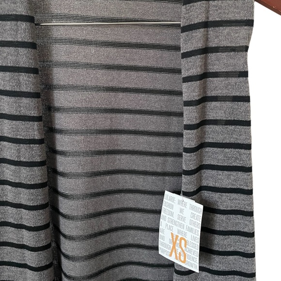 GRAY AND BLACK STRIPED JOY DUSTER • LULAROE - Picture 3 of 6